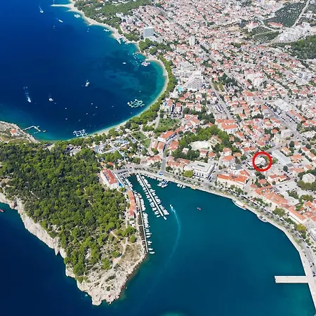 Laurus Apartman Makarska