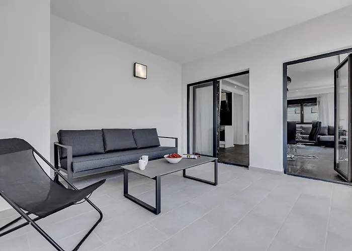Laurus Apartamento Makarska