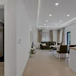 아파트 Laurus 마카르스카