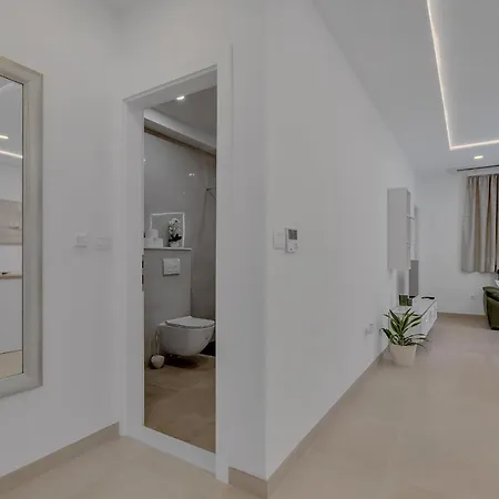 Laurus Apartman Makarska