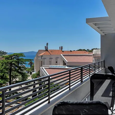 Apartament Laurus