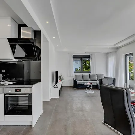 Laurus Apartament Makarska