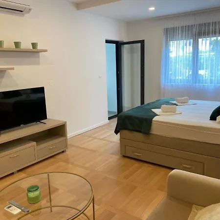 Laurus 아파트 마카르스카