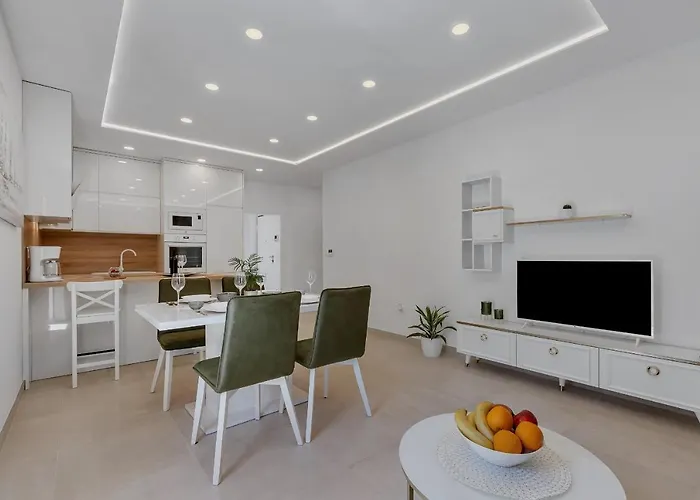 דירה Laurus מאקרסקה