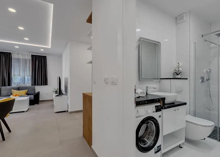 Laurus Appartement Makarska